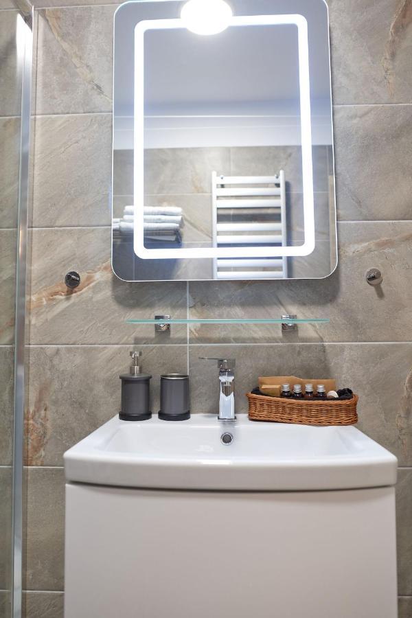 Opal Luxury Apartment 109 Spa N Pool Beach Resort Navodari Exterior photo